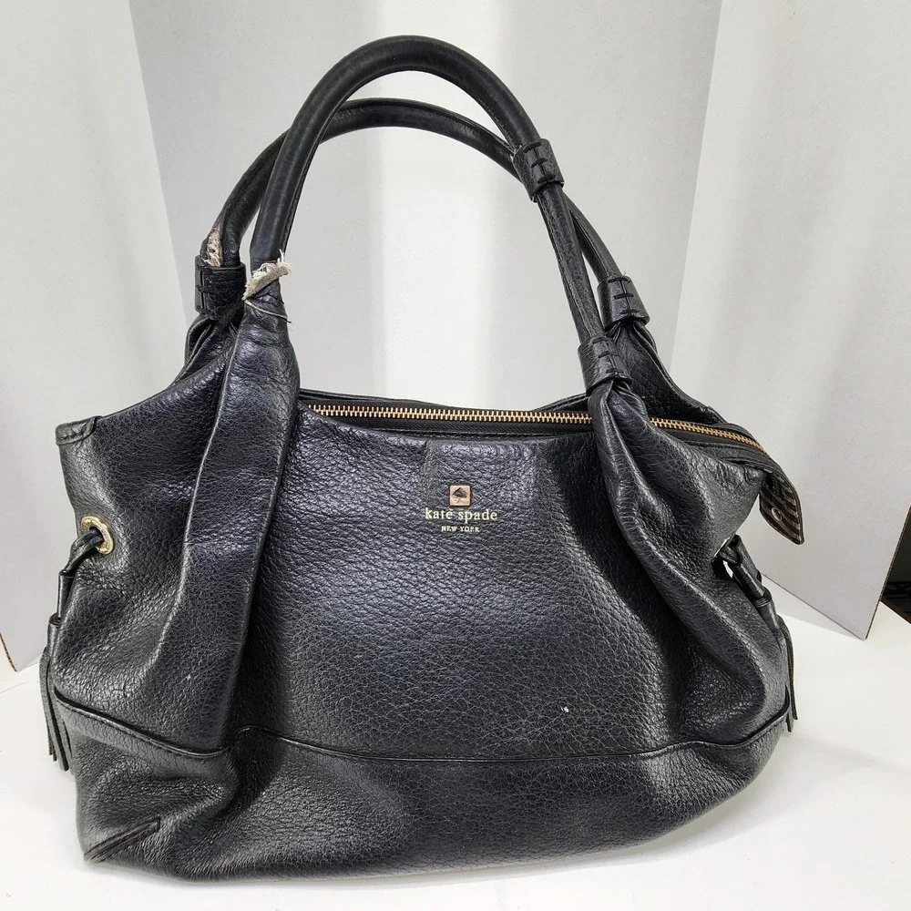 Kate Spade Black Leather Tassel Handbag‎ Purse With Gold Tone Hardware EUC